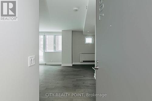 409 - 11 Walmer Street, Toronto, ON -  Photo Showing Other Room