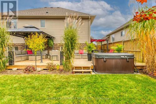 5817 Ironwood Street, Niagara Falls, ON - Outdoor With Deck Patio Veranda With Exterior