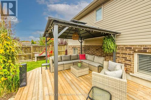 5817 Ironwood Street, Niagara Falls, ON - Outdoor With Deck Patio Veranda With Exterior