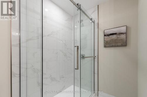 1855 Dalmagarry Road, London, ON - Indoor Photo Showing Bathroom