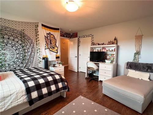 Brandon, Manitoba - Indoor Photo Showing Bedroom