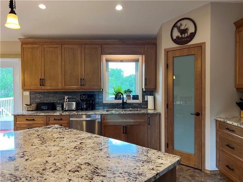 Brandon, Manitoba - Indoor Photo Showing Kitchen