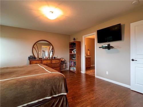 Brandon, Manitoba - Indoor Photo Showing Bedroom