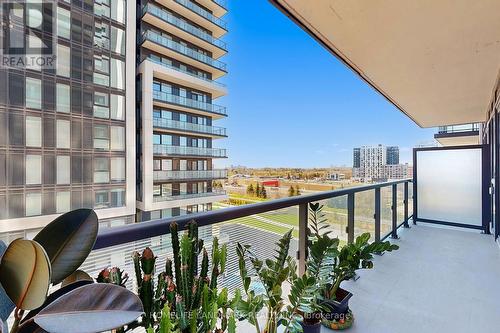 614 - 85 Oneida Crescent, Richmond Hill, ON - Outdoor With Balcony With Exterior