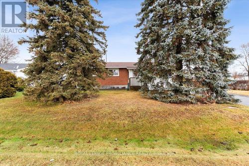 26 Highside Road, Quinte West, ON - Outdoor