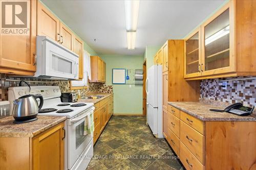 26 Highside Road, Quinte West, ON - Indoor Photo Showing Kitchen