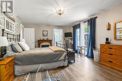 1037 Kernohan Farm Trail, Minden Hills, ON - Indoor Photo Showing Bedroom