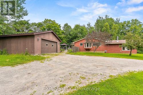 1037 Kernohan Farm Trail, Minden Hills, ON - Outdoor