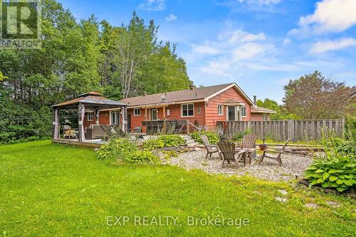 1037 Kernohan Farm Trail, Minden Hills, ON - Outdoor With Deck Patio Veranda