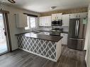 518 Goodale Drive, Portage La Prairie, MB  - Indoor Photo Showing Kitchen 