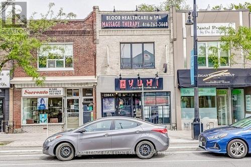 2384 Bloor Street W, Toronto, ON 