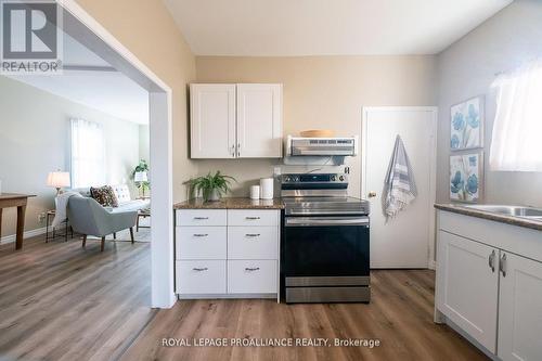 16 Charlotte Street, Quinte West, ON - Indoor Photo Showing Kitchen