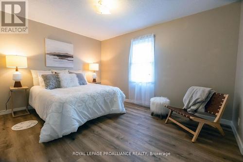 16 Charlotte Street, Quinte West, ON - Indoor Photo Showing Bedroom