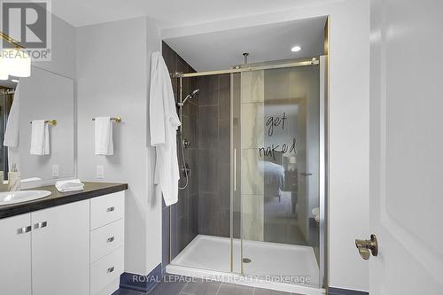 436 Bruges Street, Russell, ON - Indoor Photo Showing Bathroom