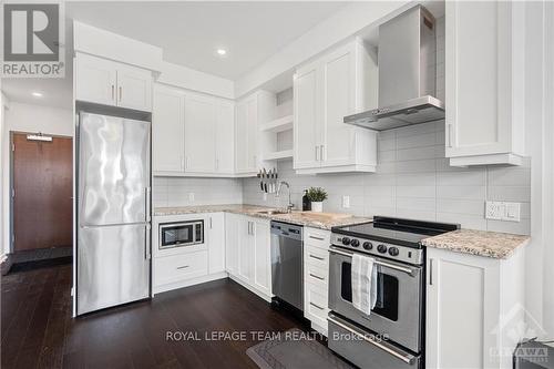 506 - 320 Miwate, Ottawa, ON - Indoor Photo Showing Kitchen With Stainless Steel Kitchen With Upgraded Kitchen