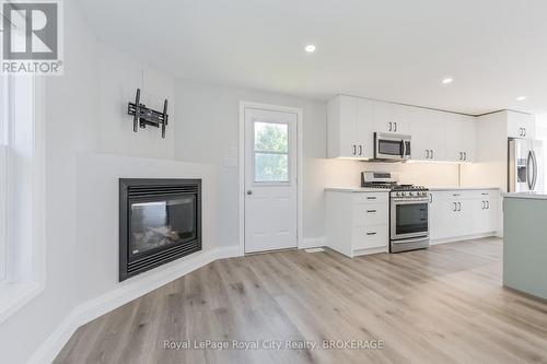 330 William Street, Wellington North (Mount Forest), ON - Indoor With Fireplace