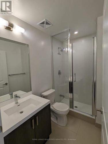 2618 - 8 Nahani Way, Mississauga, ON - Indoor Photo Showing Bathroom