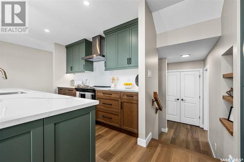 1060 West Park Boulevard, Moose Jaw, SK - Indoor Photo Showing Kitchen