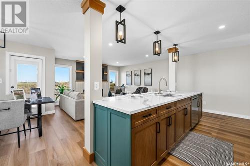 1060 West Park Boulevard, Moose Jaw, SK - Indoor Photo Showing Kitchen