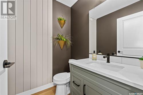 1060 West Park Boulevard, Moose Jaw, SK - Indoor Photo Showing Bathroom