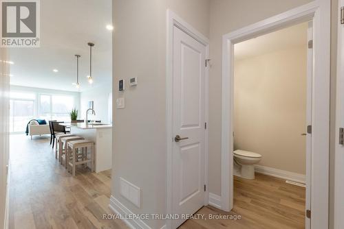 1853 Dalmagarry Road, London, ON - Indoor