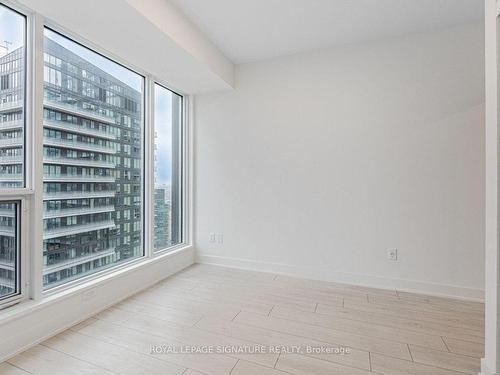 3609-35 Mercer St, Toronto, ON - Indoor Photo Showing Other Room