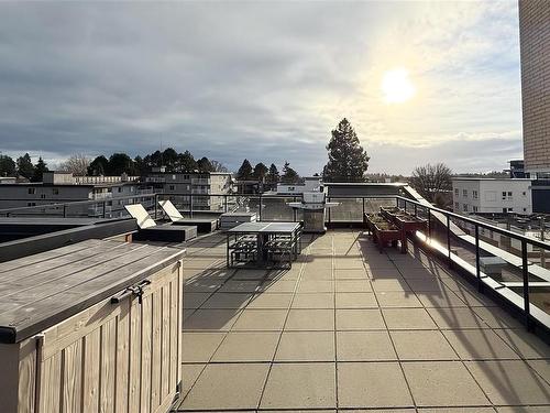 305-1121 Fort St, Victoria, BC - Outdoor With View