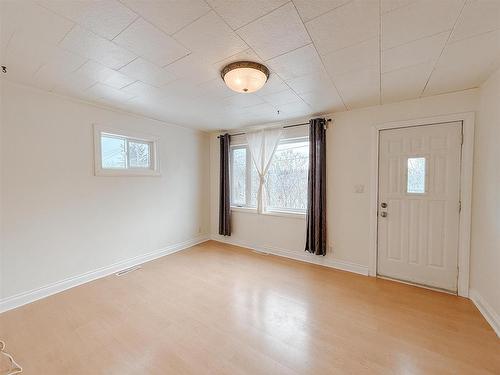 1326 River Drive, Kenora, ON - Indoor Photo Showing Other Room