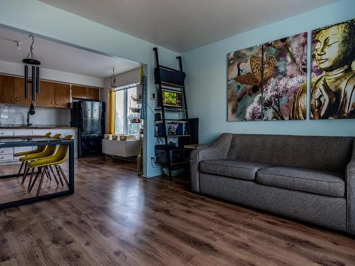 Living room - 1730  - 1732 Rue Notre-Dame E., Trois-Rivières, QC - Indoor Photo Showing Living Room