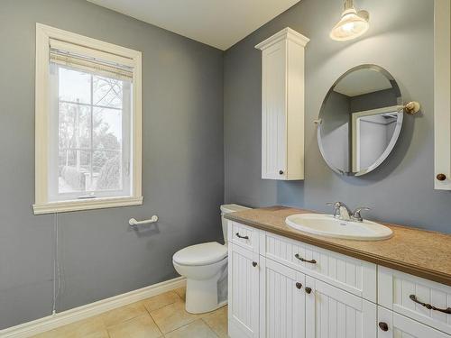 Laundry room - 1159 Rue Bellerive, Saint-Jean-Sur-Richelieu, QC - Indoor Photo Showing Bathroom