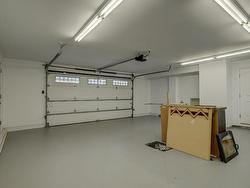 Garage - 