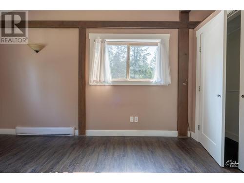 2111 Dunn Road, Christina Lake, BC - Indoor Photo Showing Other Room