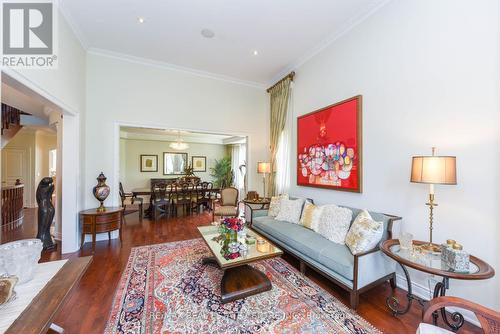 819 Canyon Street, Mississauga, ON - Indoor Photo Showing Living Room