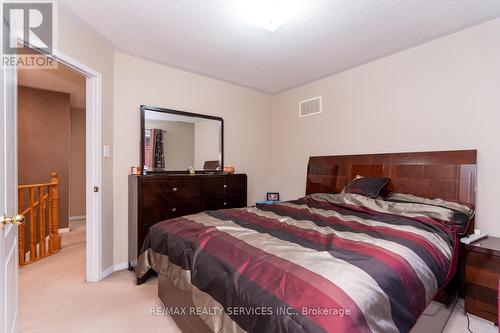 25 Ferncroft Place, Brampton, ON - Indoor Photo Showing Bedroom