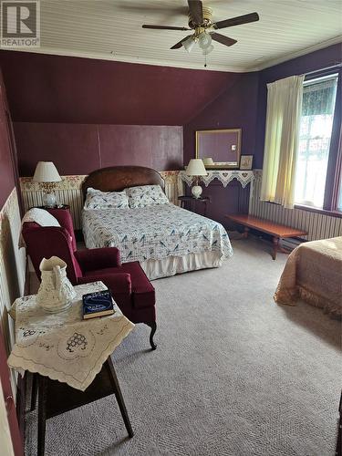 284-286 Main Street, New-Wes-Valley, NL - Indoor Photo Showing Bedroom