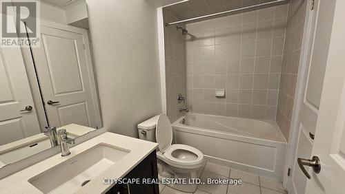 L107 - 9560 Islington Avenue W, Vaughan, ON - Indoor Photo Showing Bathroom