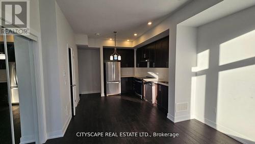 L107 - 9560 Islington Avenue W, Vaughan, ON - Indoor