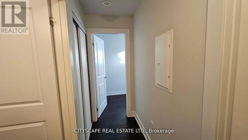 L107 - 9560 Islington Avenue W, Vaughan, ON - Indoor Photo Showing Other Room