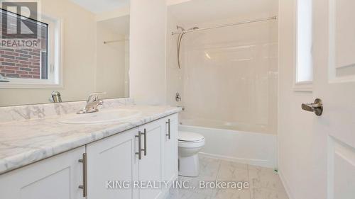 1691 Corsal Court, Innisfil, ON - Indoor Photo Showing Bathroom