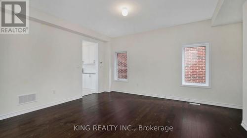 1691 Corsal Court, Innisfil, ON - Indoor Photo Showing Other Room