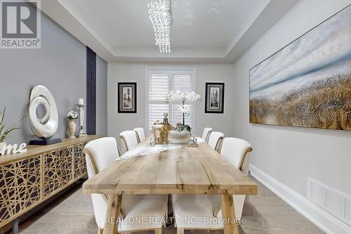 125 Joseph Hartman Crescent, Aurora, ON - Indoor Photo Showing Dining Room