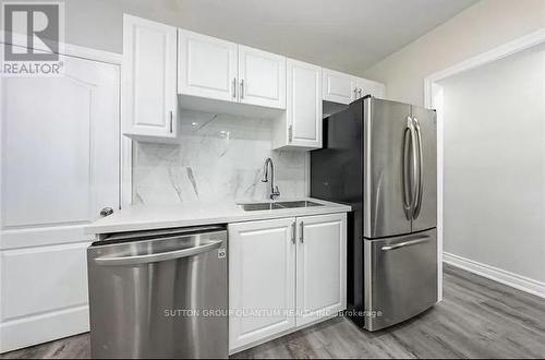 Upper - 313 Ashbury Road, Oakville, ON - Indoor Photo Showing Kitchen With Double Sink