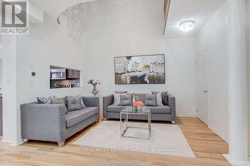 86 Checkerberry Crescent, Brampton, ON - Indoor Photo Showing Living Room