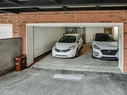 Garage - 