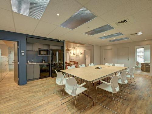 Office - 100-785 Ch. De Chambly, Longueuil (Le Vieux-Longueuil), QC - Indoor Photo Showing Dining Room