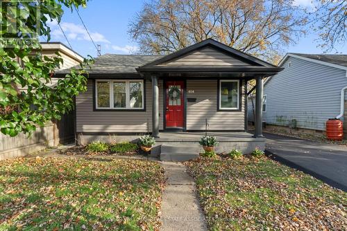 404 Tragina Avenue N, Hamilton, ON - Outdoor