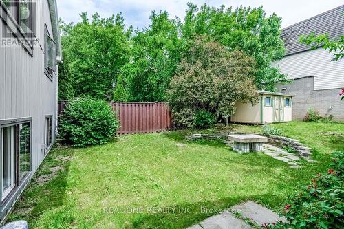 2 Highview Trail, Brampton, ON - Outdoor