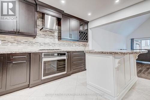 4226 Treetop Crescent, Mississauga, ON - Indoor Photo Showing Kitchen