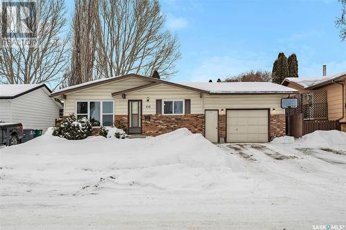 410 Nesbitt Way, Saskatoon, SK - Outdoor With Facade