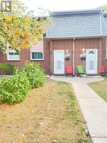 2673 Vine Court Unit# 2673, Windsor, ON - Outdoor